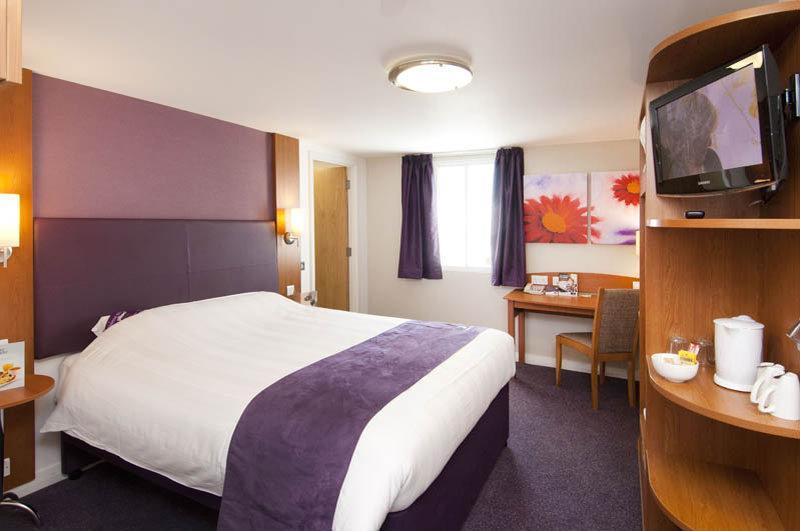 Premier Inn Greenock Esterno foto