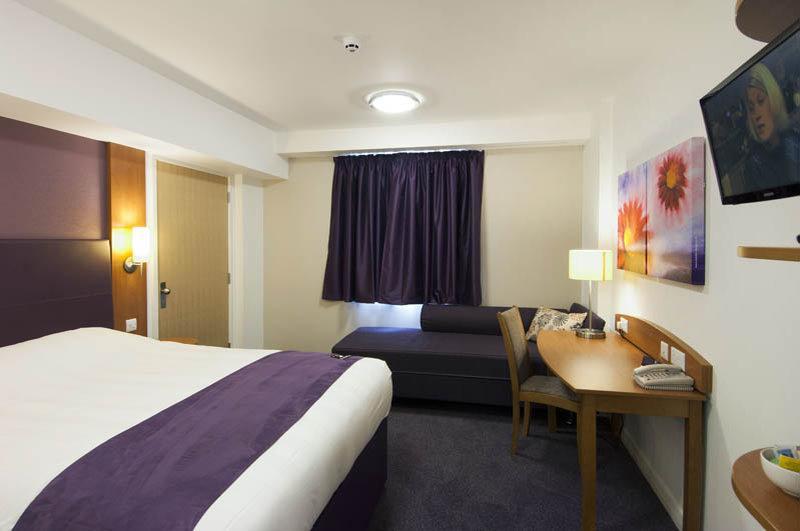 Premier Inn Greenock Esterno foto