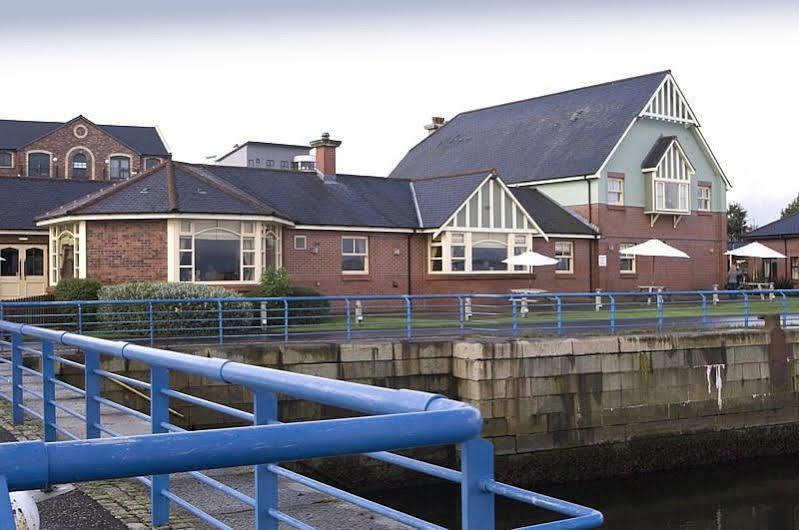 Premier Inn Greenock Esterno foto